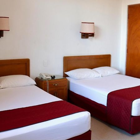 Hotel Calvete Torreon Ngoại thất bức ảnh