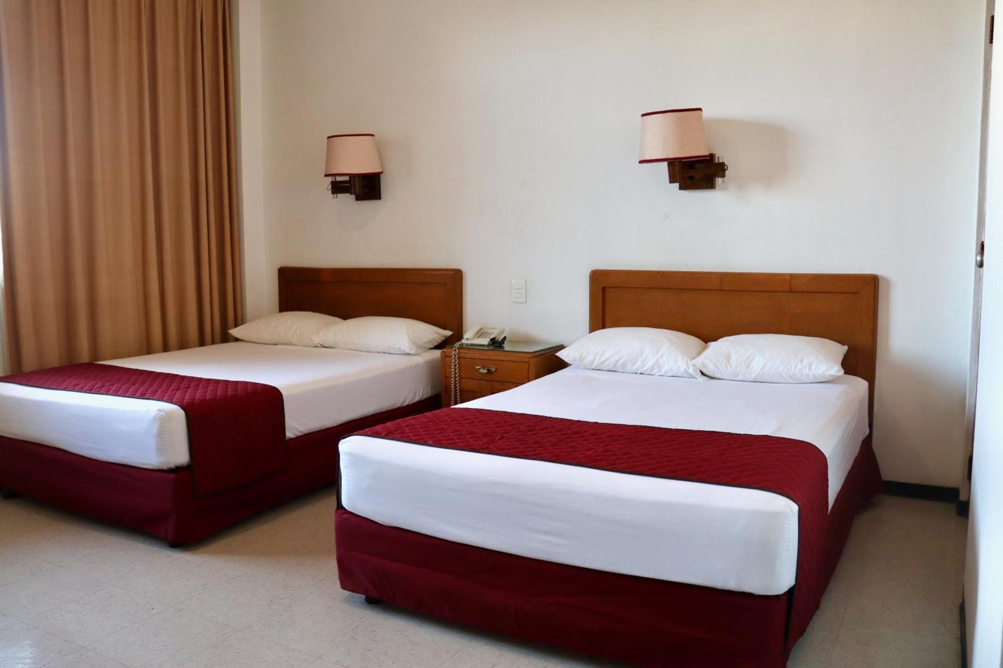 Hotel Calvete Torreon Ngoại thất bức ảnh